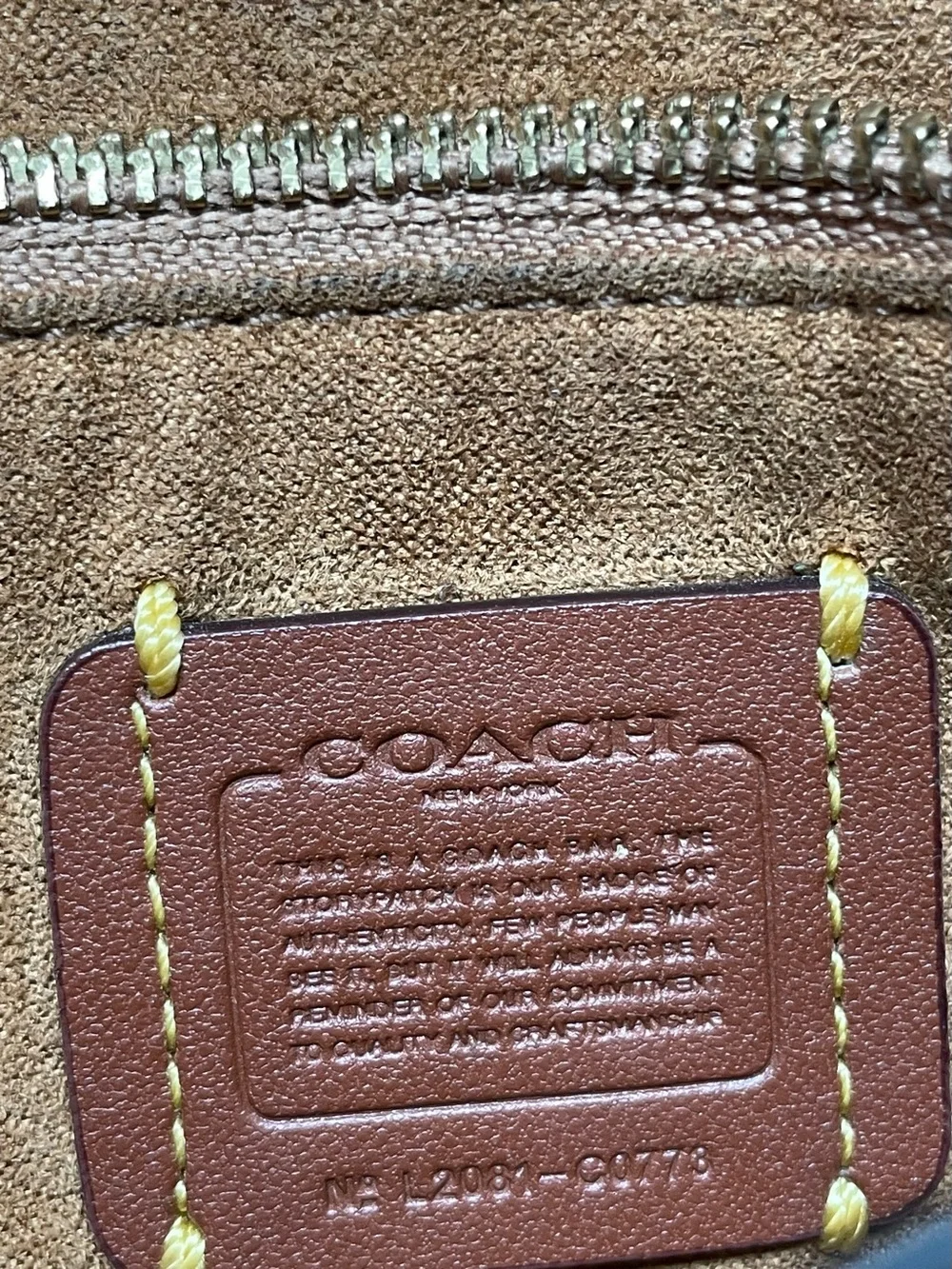 🍋Coach tabby top handle crossbody🍋 l2081 c0773